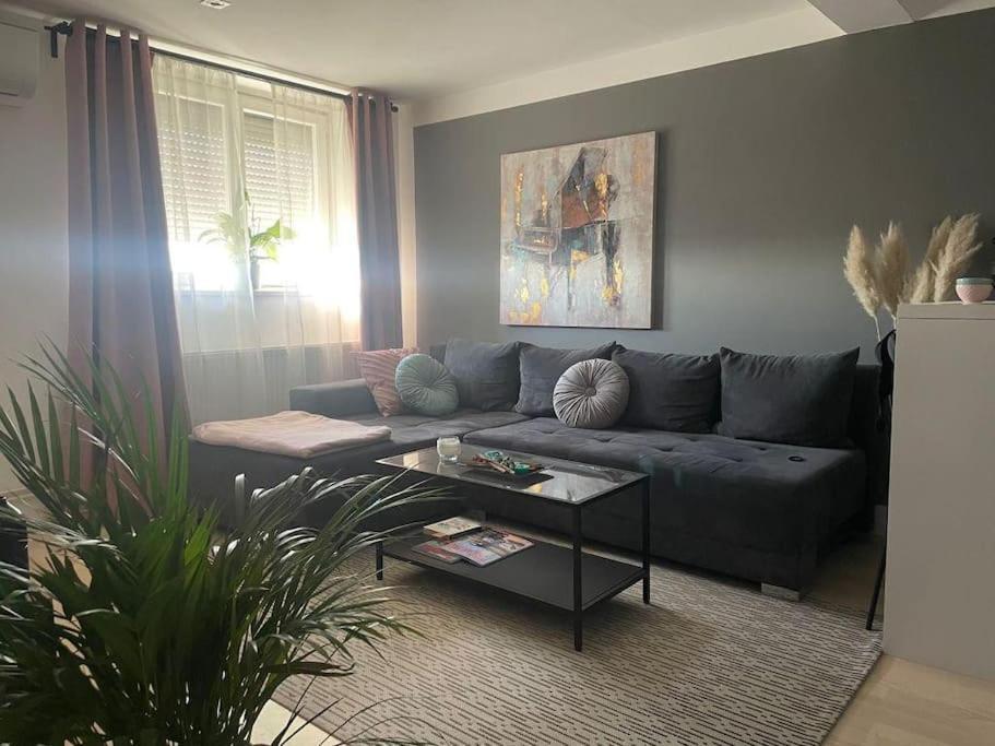Ferienwohnung Prekrasan Mali Stan Matilda U Zagrebu Exterior foto